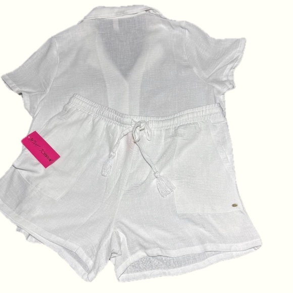 NWT Betsey Johnson 2 Piece Button Down Shirt & Short Set White Size Medium - Picture 4 of 13